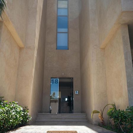 Magnifique Appartement Moderne De 2 Chambres Avec Piscine A 10 Min Du Centre De Marrakech Marrakesh Exterior foto