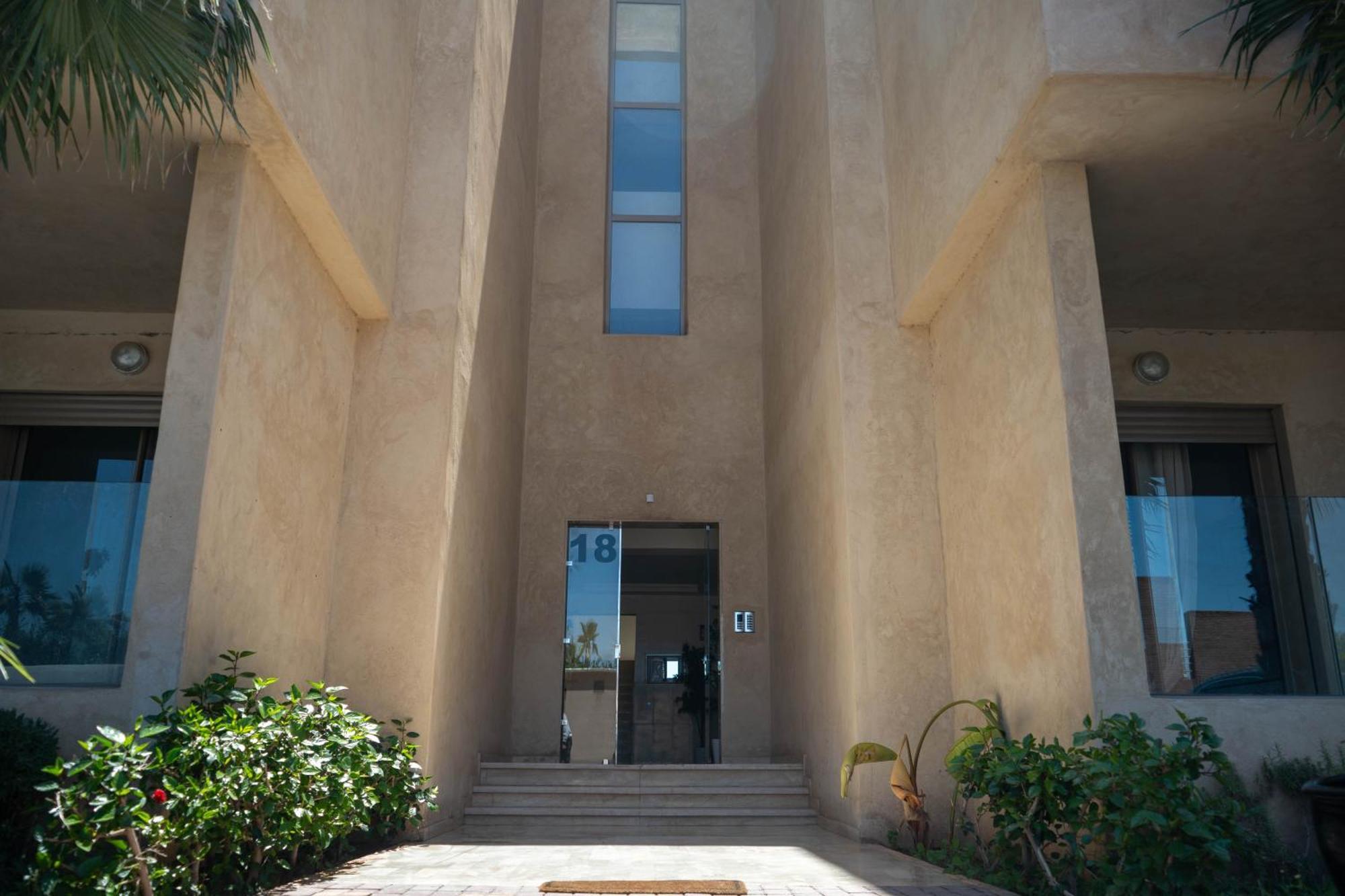 Magnifique Appartement Moderne De 2 Chambres Avec Piscine A 10 Min Du Centre De Marrakech Marrakesh Exterior foto